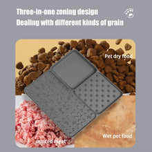 1pcs New Silicone Dog Lick Mat For Dogs Pet Slow Food Plate Dog Bathing Distraction Pet Sucker Food Training Pet Feeder Supplies